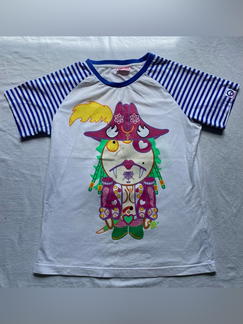 Devil Nut White Kids Rashguard with Blue Striped Sleeves and Colorful Pirate SZL